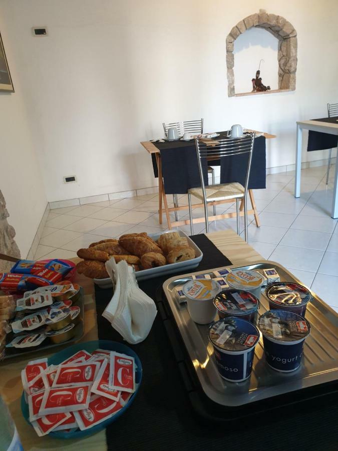 B&B "Il Vicoletto" Itri Exteriör bild